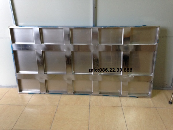 mat-ban-inox-01