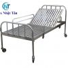 giuong-inox-nang-dau-co-banh-xe-nhat-tan