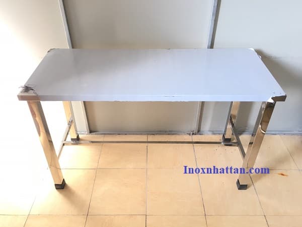 ban-inox-nho